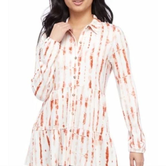 New Directions Tiered Tunic - Picture 1 of 10